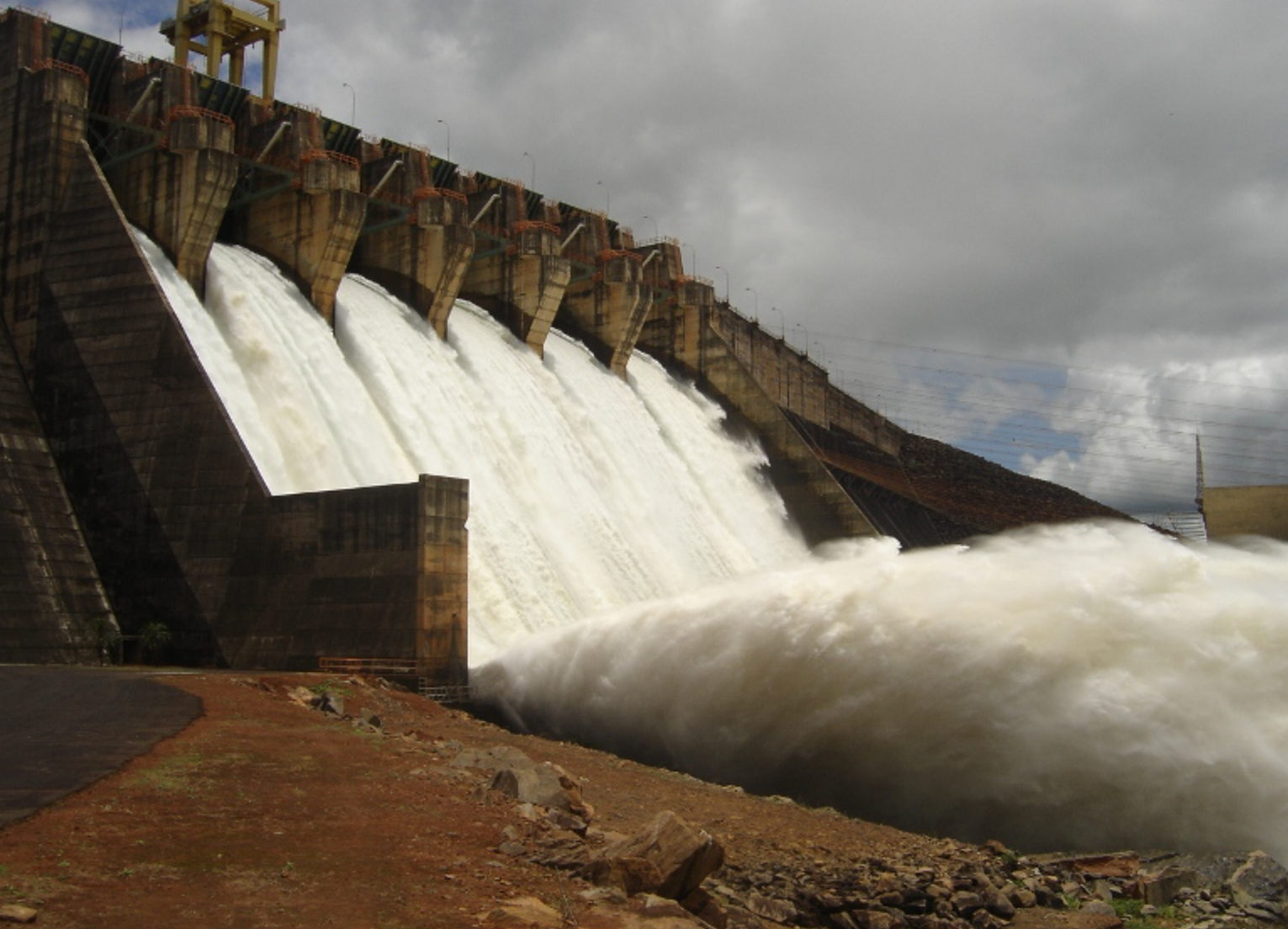 Itumbiara Dam